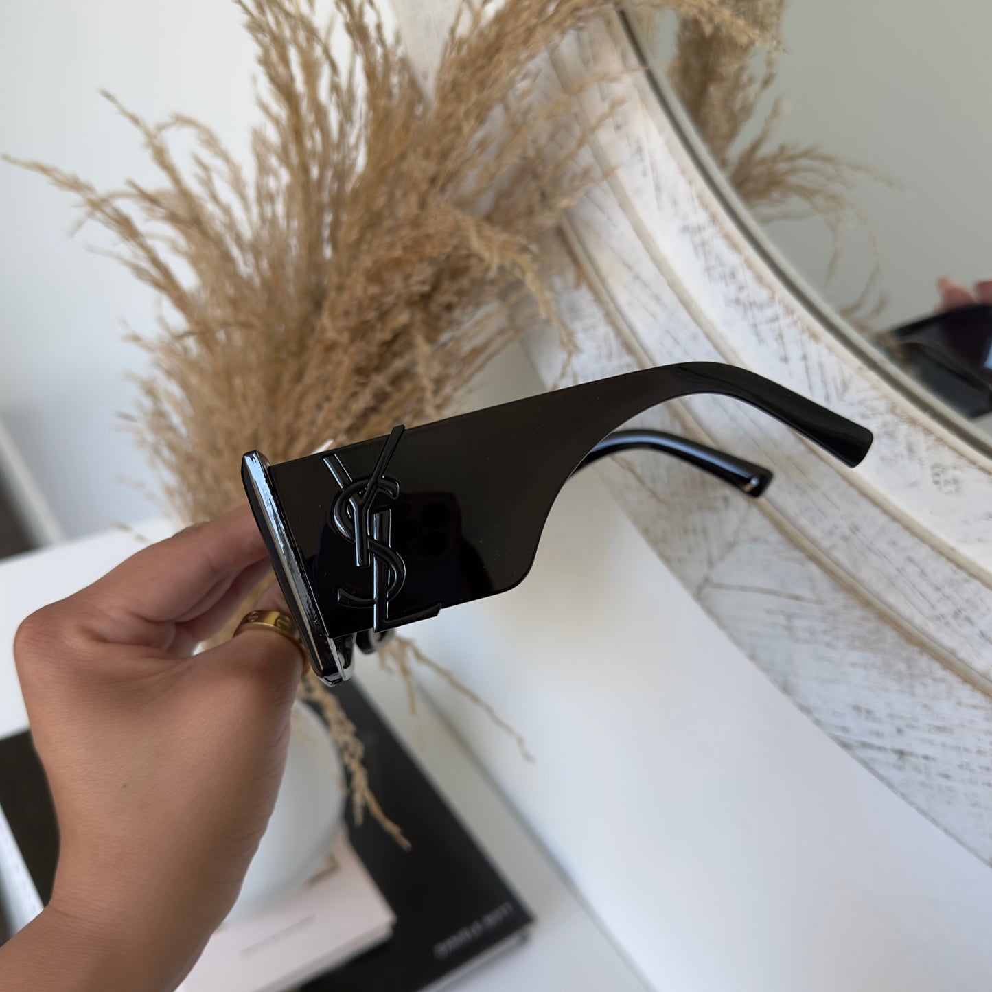 ROSANNA SUNGLASSES -BLACK/BLACK