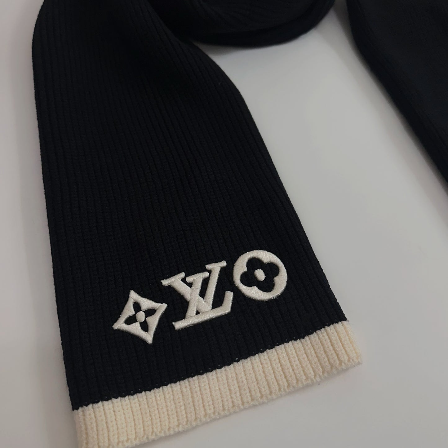 OTTAVIA KNIT SCARF - BLACK