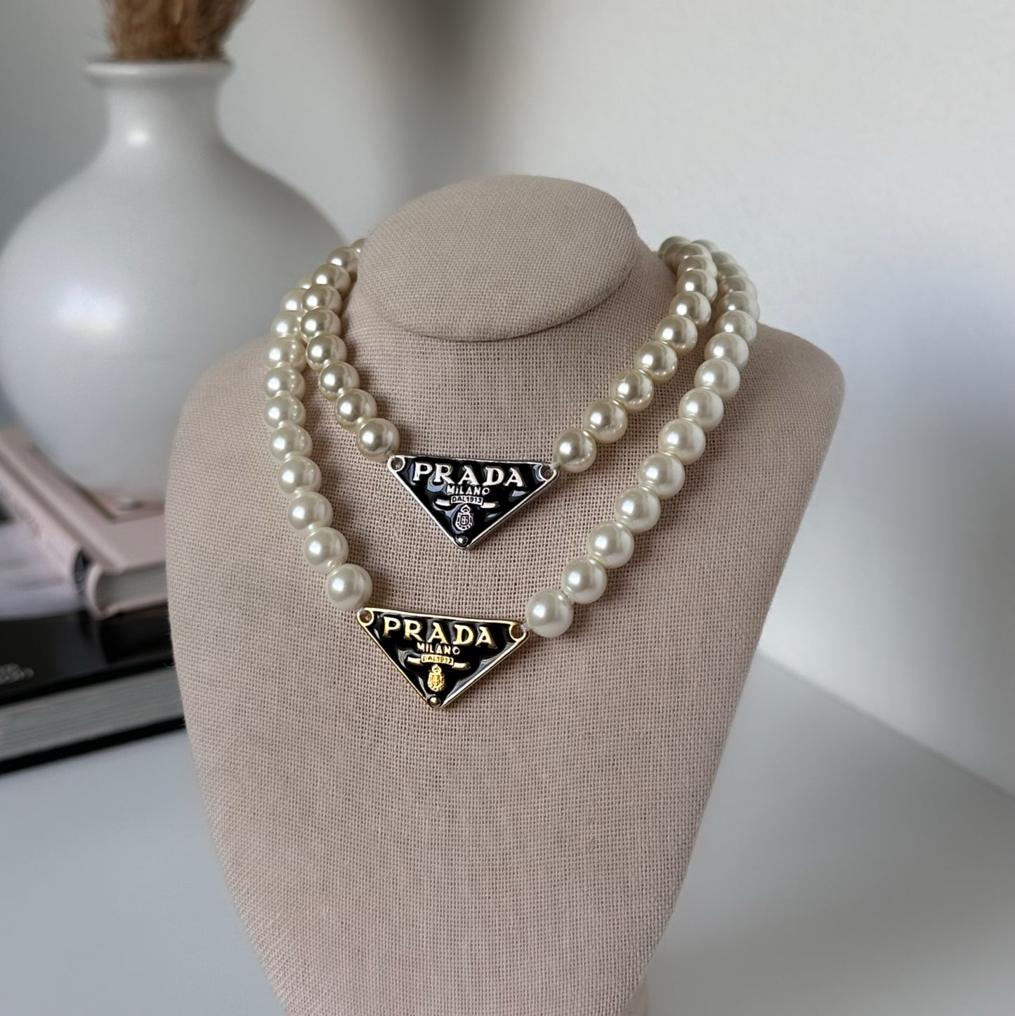 CAPRI PEARL NECKLACE