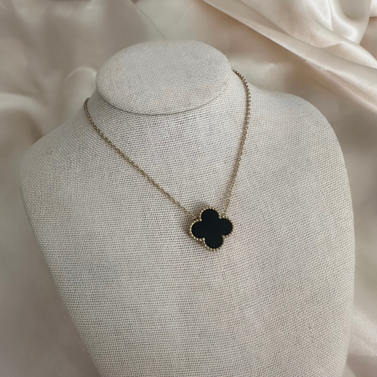 HIGHLAND NECKLACE - BLACK/RHINESTONE