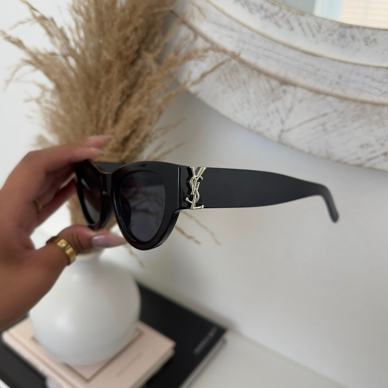LUCIA SUNGLASSES - BLACK/SILVER