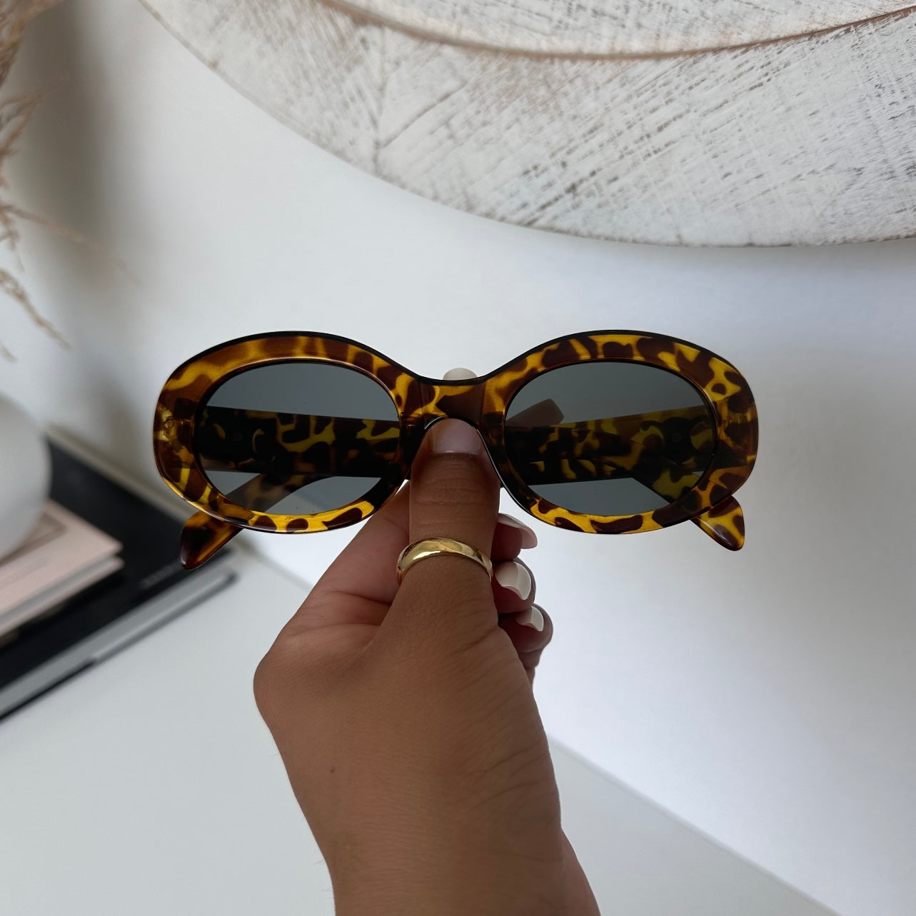 AUBREY SUNGLASSES - TURTOISE/GOLD
