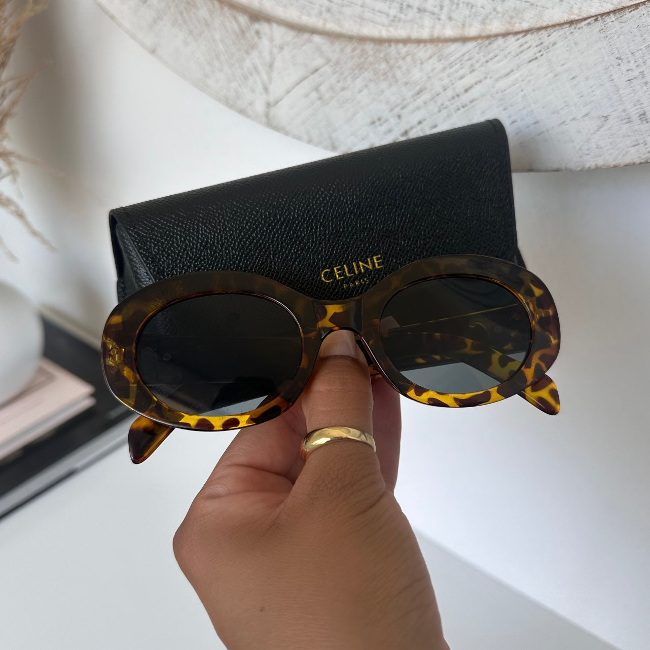 AUBREY SUNGLASSES - TURTOISE/GOLD