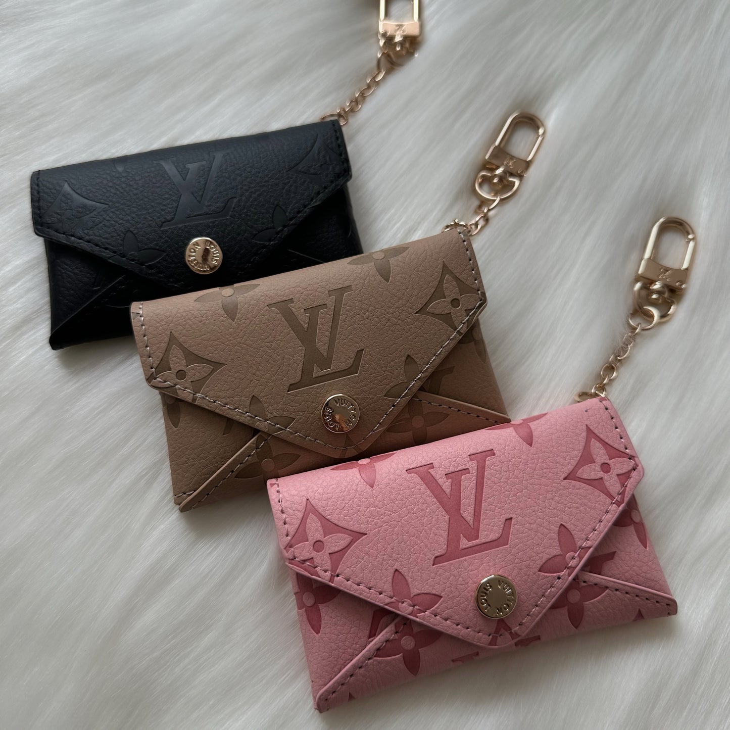 ZARA KEYCHAIN - BEIGE